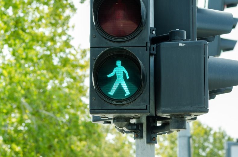 London pedestrians to get traffic light priority over vehicles