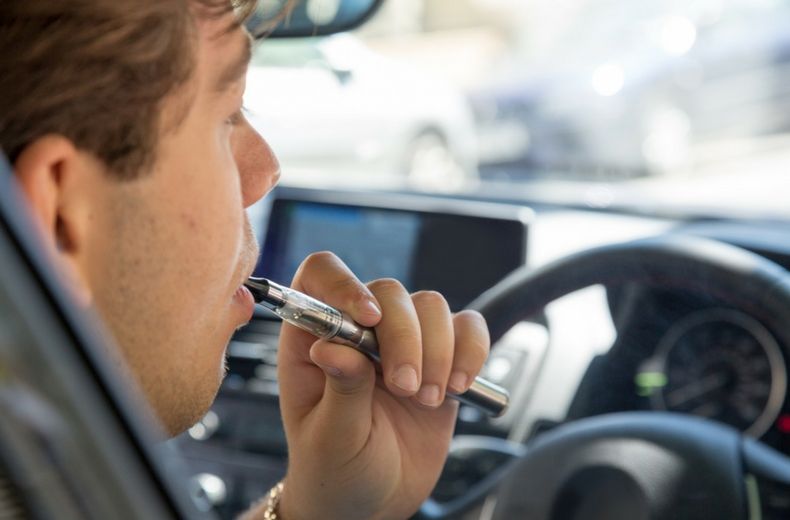 Vaping at the wheel could be a crime warn Police