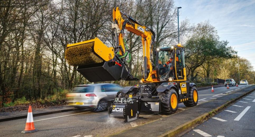 JCB launch new machine that can fix a pothole in minutes for just £30