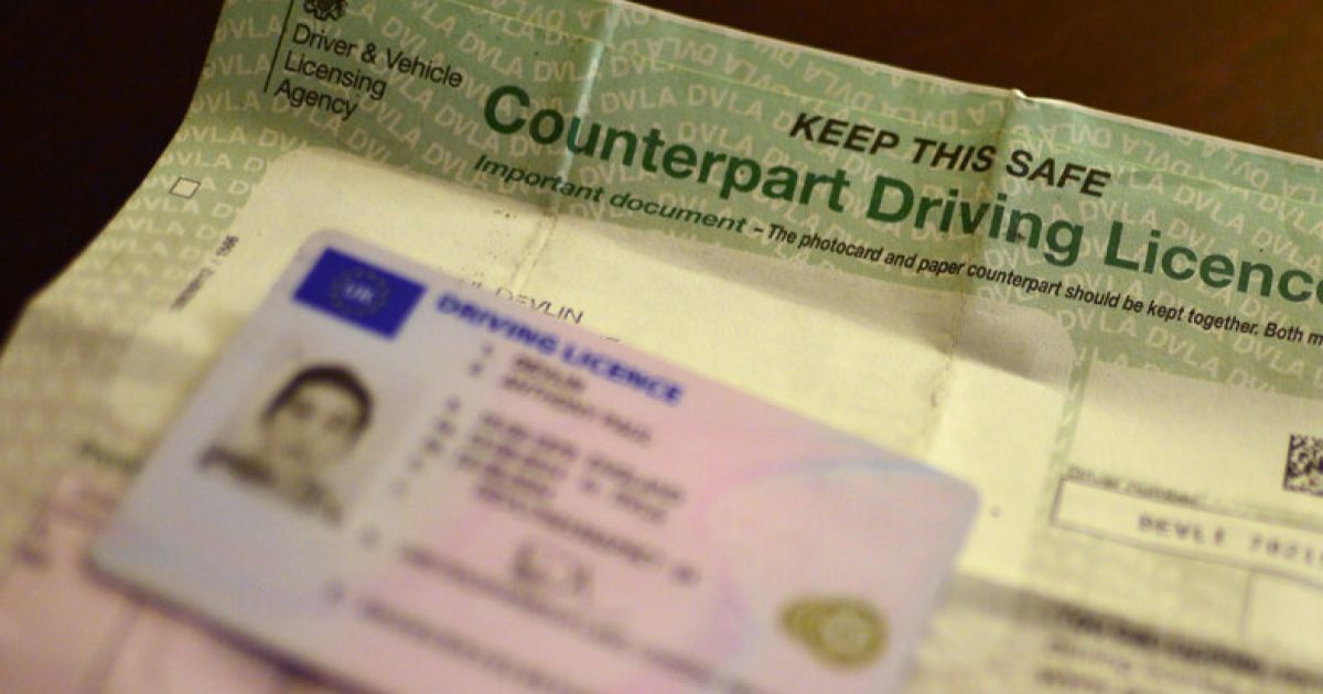 Scammers found selling driving licences online for £600 ...