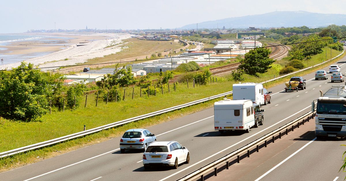 A Complete Guide To Towing A Caravan Rac Drive