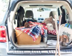 33 tools and accessories you should always keep in your car
