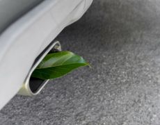 11 ways to reduce your driving emissions