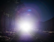 Drivers demand government action to reduce glare from car headlights