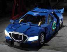 ‘Real-life Transformer’ turns from robot into electric car