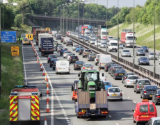 Drivers and the RAC call for hard shoulder to be reinstated on existing all-lane-running smart motorways