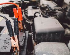 How to jump start a car in 10 steps (with video)