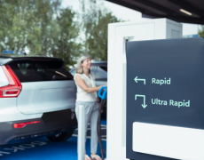Public rapid EV charging costs rise 42% in four months