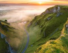 Driving in the Peak District - the ultimate guide