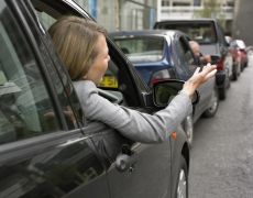 Driving etiquette - our guide to staying safe