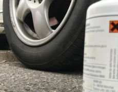 How to fix a flat tyre - in simple steps with video