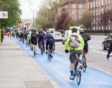 Government announces £2 billion boost to cycling and walking infrastructure for commuters