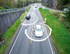 Could smart cars send drivers back to school? Research suggests self-driving tech requires more training