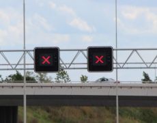 New data reveals record number of drivers ignore ‘Red X’ on smart motorways