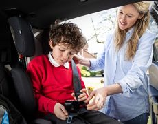 40% of British parents don't know which car seat to buy for their child