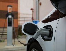 National Grid to roll out superfast electric car charging network
