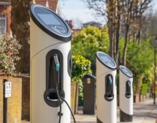 Call for electric car charge watchdog to regulate prices