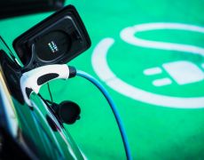 Ministers have ‘mountain to climb’ to meet green motoring targets