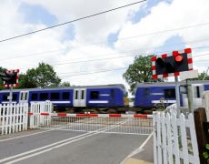 Fifth of young people ‘would ignore level crossing lights’