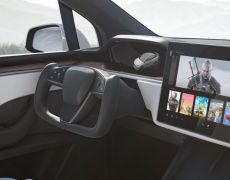 New Tesla with half a steering wheel splits motoring opinion