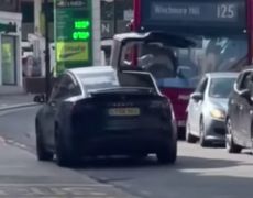 Tesla slams into bus with distinct ‘falcon wing’ door open