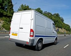 UK looks to help white van men ‘go green’
