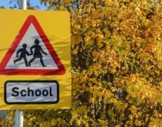 RAC launches School Clean Air Zone banners to encourage drivers to turn off their engines