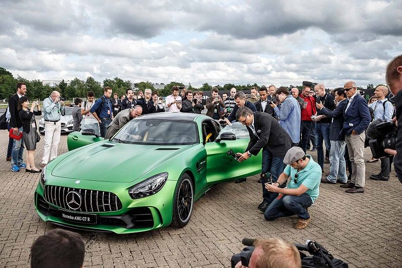 Hamilton Reveals Mercedes Amg Monster Rac Drive